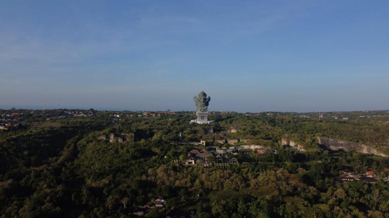 Отель The Bingin Sari Jimbaran Экстерьер фото